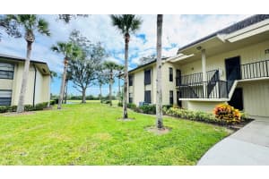 44 Plantation Drive, Vero Beach, FL 32966 - MLS#R11141194