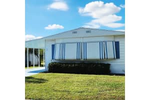 1 Santa Maria Court, Port Saint Lucie, FL 34952 - MLS#R11141196