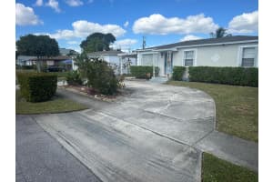 430 W 25th Street, Riviera Beach, FL 33404 - MLS#R11141257
