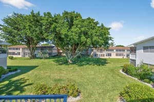 71 Canterbury C 71, West Palm Beach, Fl 33417, West Palm Beach