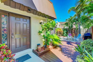 3530 E Gardens East Drive E B, Palm Beach Gardens, FL 33410 - MLS#R11141289