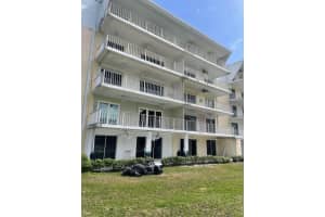 250 John F Kennedy Drive, Atlantis, FL 33462 - MLS#R11141295