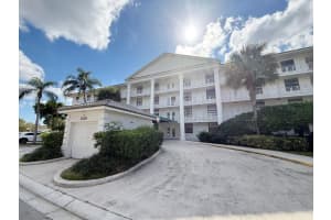 3826 Whitehall Drive 305, West Palm Beach 3826 Whitehall Drive 305, West Palm Beach