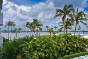 2860 S Ocean Boulevard 202, Palm Beach