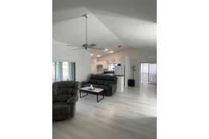 21 Columbia Court, Deerfield Beach, FL 33442 - MLS#R11141372