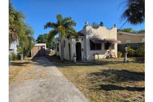 806 S B Street, Lake Worth Beach, FL 33460 - MLS#R11141409