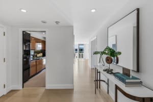 100 Sunrise Avenue 520/521, Palm Beach, FL 33480 - MLS#R11141449