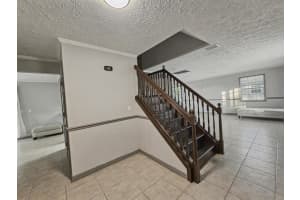 565 Se Port St Lucie Boulevard Port Saint Lucie, FL 34952 - Off Market