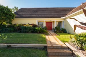 3360 SE Golf Trail, Stuart, FL 34997 - MLS#R11141527