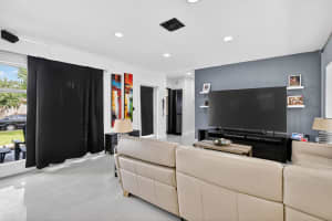 6120 NW 110th Terrace, Hialeah, FL 33012 - MLS#R11141535