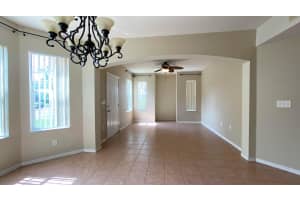 118 SW Peacock Boulevard 101, Port Saint Lucie, FL 34986 - MLS#R11141569