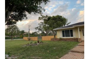 7086 Lawrence Road, Boynton Beach, FL 33436 - MLS#R11141603