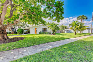 385 Hunter Street, West Palm Beach, FL 33405 - MLS#R11141640