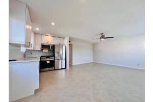 152 Chatham G, West Palm Beach, FL 33417 - MLS#R11141645