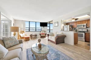 1542 Jupiter Cove Drive 104, Jupiter, FL 33469 - MLS#R11141685