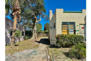 1150 25th Street, Riviera Beach, FL 33404 - MLS#R11141723