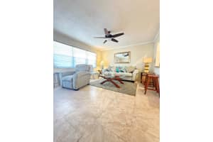 236 Kent N, West Palm Beach, FL 33417, West Palm Beach, FL 33417 - MLS#R11141734