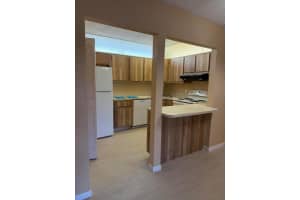 320 Knotty Pine Circle, Greenacres, FL 33463 - MLS#R11141747