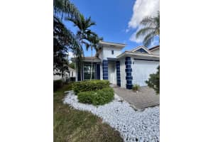 325 Mulberry Grove Road, West Palm Beach, FL 33411 - MLS#R11141755