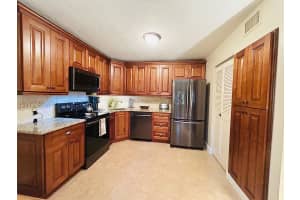 301 Knotty Pine Circle B-1, Greenacres, FL 33463 - MLS#R11141814