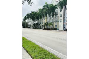 533 NE 3rd Avenue 341, Fort Lauderdale, FL 33301 - MLS#R11141820