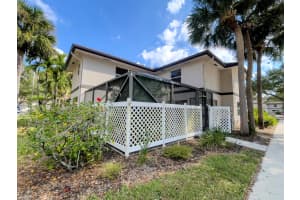27 Clinton Court, Royal Palm Beach, FL 33411 - MLS#R11141832