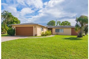 4526 43rd Court, Vero Beach, FL 32967 - MLS#R11141866