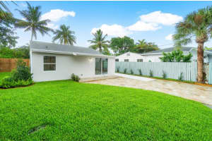 512 49th Street, West Palm Beach, FL 33407 - MLS#R11141960