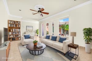 9960 Boynton Gardens Way, Boynton Beach, FL 33437 - MLS#R11142007