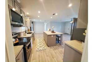 4625 Jill Pl, Lot # 708, Lake Worth, FL 33463 - MLS#R11142015