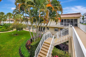 638 Snug Harbor Drive, Boynton Beach, FL 33435 - MLS#R11142020