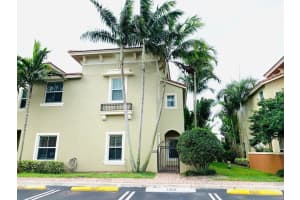 298 Lake Monterey Circle, Boynton Beach, FL 33426 - MLS#R11142054