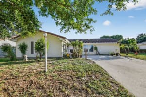 1813 17th Avenue N, Lake Worth Beach, FL 33460 - MLS#R11142069