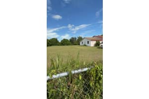 MLS# R11142095, Lake Worth, Florida 33461