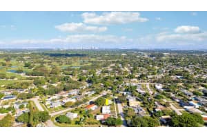 5081 SW 9th Court, Plantation, FL 33317 - MLS#R11142119