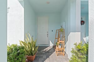 6339 Sailpointe Lane, West Palm Beach, FL 33413 - MLS#R11142127