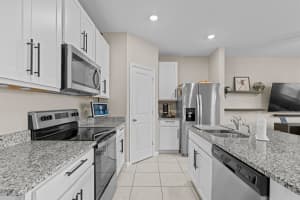 6339 Sailpointe Lane, West Palm Beach, FL 33413 - MLS#R11142127