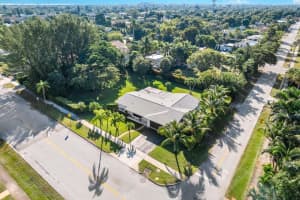330 W Ocean Avenue, Boynton Beach, FL 33435 - MLS#R11142167