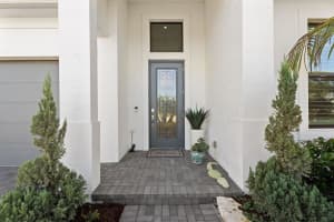 8688 SW Cantante Way, Port Saint Lucie, FL 34987 - MLS#R11142197