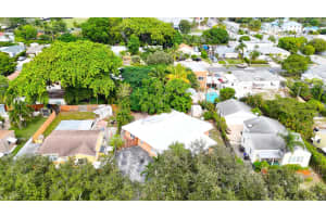 819 Colonial Road, West Palm Beach, FL 33405 - MLS#R11142206