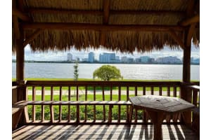 752 Executive Center Drive 112, West Palm Beach, FL 33401 - MLS#R11142263