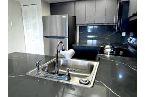 752 Executive Center Drive, West Palm Beach, FL 33401 - MLS#R11142263