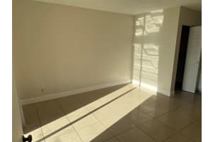 752 Executive Center Drive, West Palm Beach, FL 33401 - MLS#R11142263