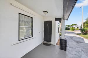 614 N E Street 1, Lake Worth Beach, FL 33460 - MLS#R11142284