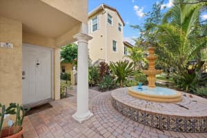 1015 Lake Shore Drive 105, Lake Park, Fl 33403, Lake Park