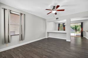 689 Carriage Lake Way, Vero Beach, FL 32968 - MLS#R11142320