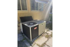 222 W W Caribbean, Port Saint Lucie, FL 34952 Sold 02/03/26