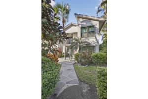 11267 Pond View Drive B104, Wellington, Fl 33414, Wellington