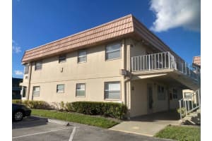 445 Saxony Way 445, Delray Beach