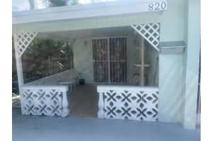 820 Lakewood Road, West Palm Beach, FL 33405 - MLS#R11142421